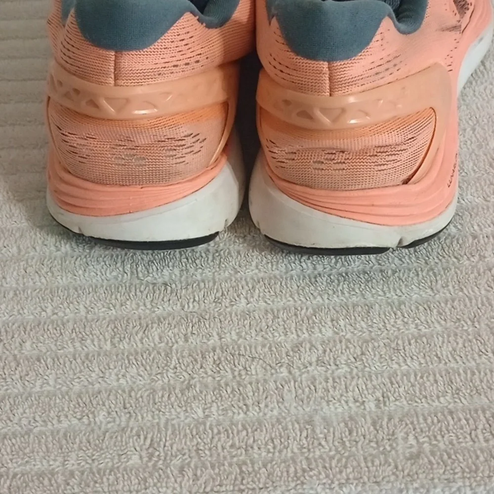Nike Women's Coral and Gray Lunar glide 5 Athletic Shoes Size 9